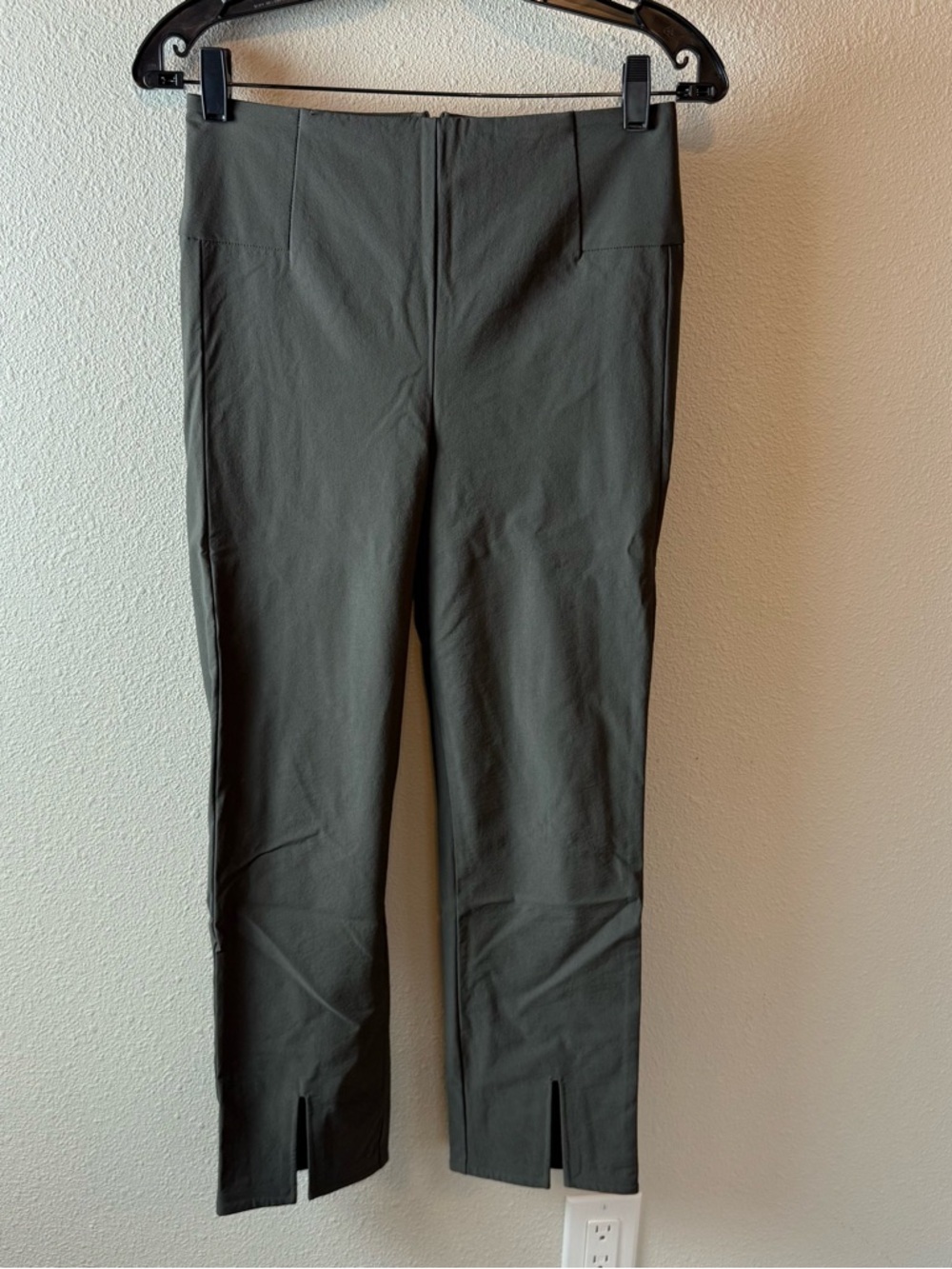 Athleta Wander Slim Straight Crop Pants Arbor Olive Green Casual Women’s Size 4 - Picture 2 of 12